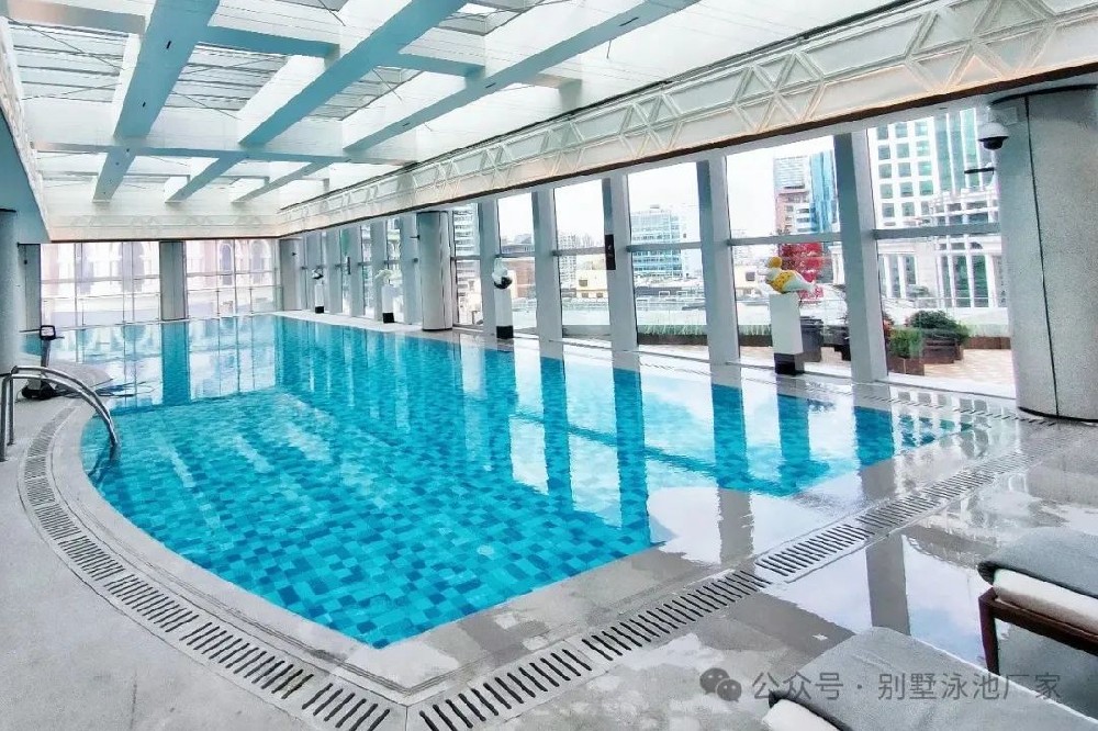 游泳池濾料哪種好？AFM 活性濾料 vs 石英砂，水質(zhì)與效益雙優(yōu)之選！